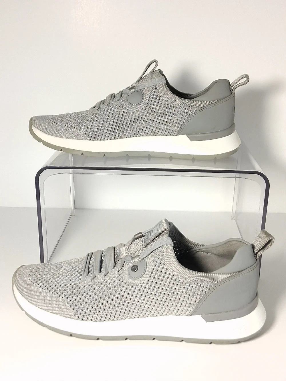 UGG Tay Sneakers. Gray. Women's Size 7.5 - Picture 2 of 16